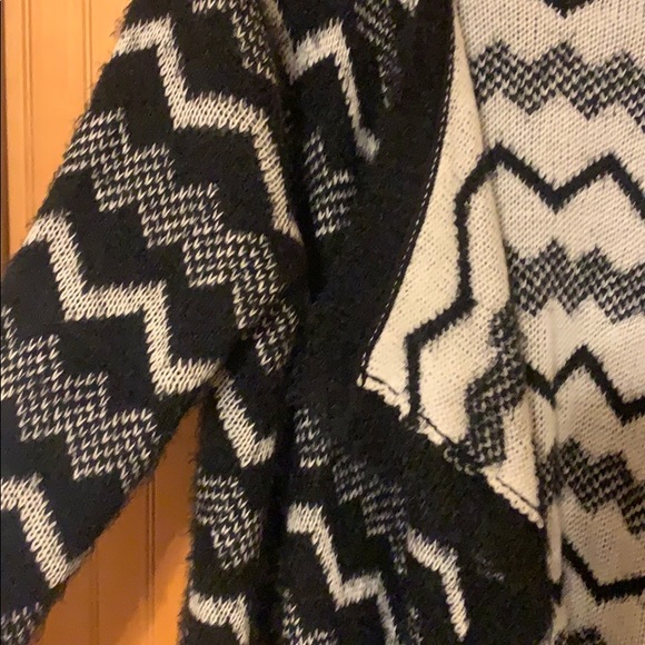 Vanity cardigan - Picture 3 of 3